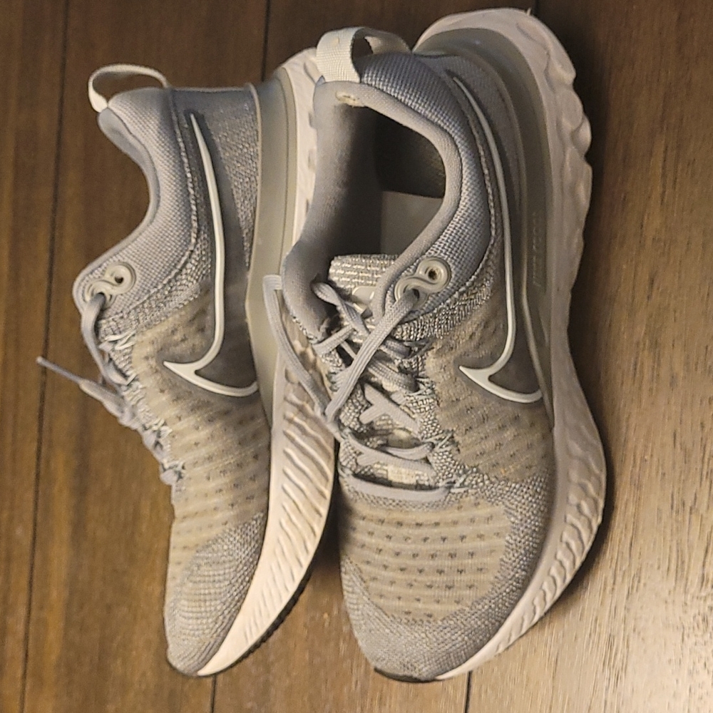Nike Infinity React 2